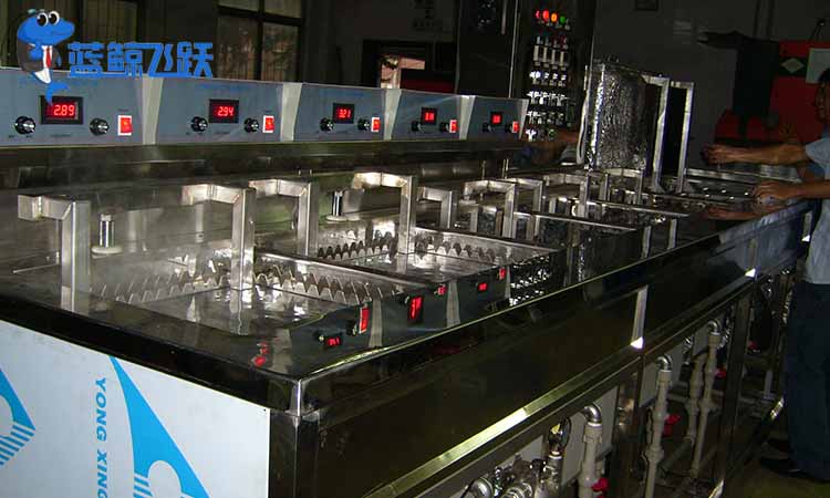 超声波清洗机在制造业企业中的应用
