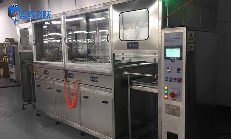 大型超声波清洗机质量深度解析：从选型到维护的全方位指南