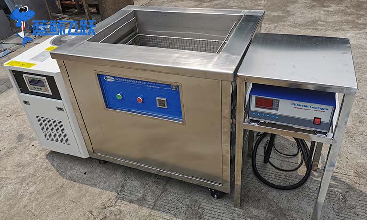超声波清洗机在五金行业的应用及清洁方法