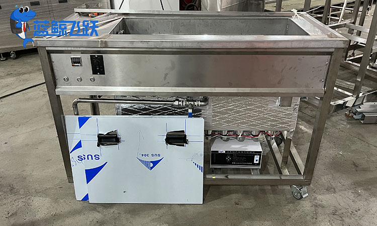 为什么要选择超声波清洗机进行清洗？