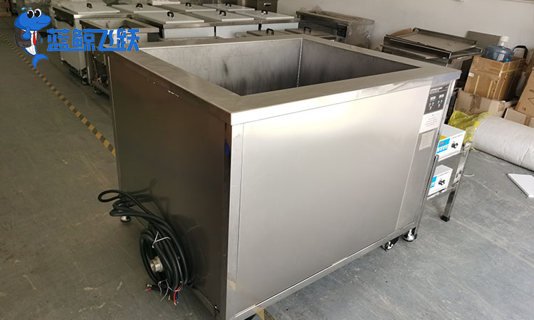超声波清洗金属模具：提升精度和寿命的高效方法