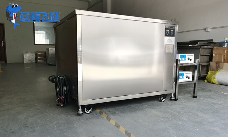 超声波清洗机：提升金属冷却器效率和性能的清洁利器