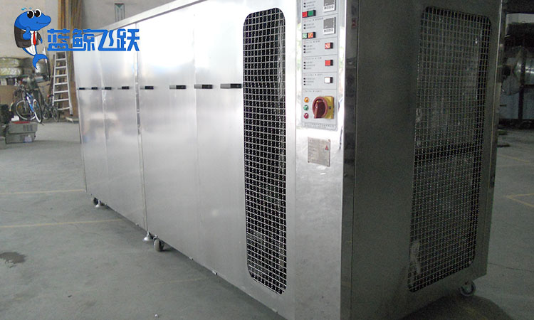 超声波清洗机在冷冻食品加工设备清洁中的重要性