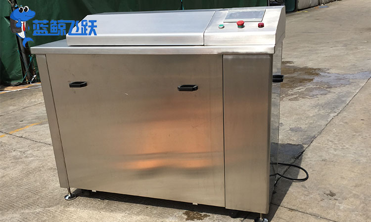 超声波清洗机在工业阀门清洗中的关键作用