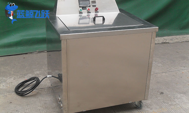 超声波清洗技术在化工容器清洗中的关键作用