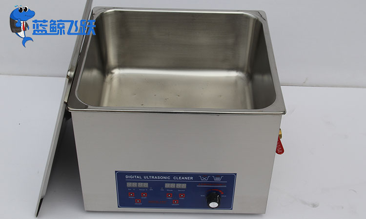 数字智能引领未来：超声波清洗机的高效升级方案