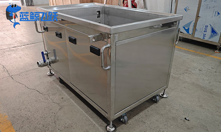 超声波清洗机中液体位置的科学解析