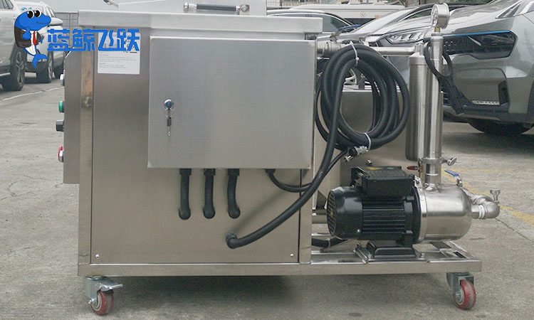 使用超声波清洗机清洗首饰时应加入的清洗液类型与选择指南