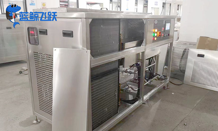 超声波清洗机带筐的必要性及专业解析
