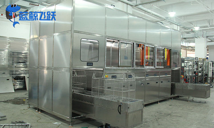 五金小件超声波清洗机 | 蓝鲸清洗,缝隙油污洗透,良品率跃升 五金小件超声波清洗机 | 蓝鲸清洗,缝隙油污洗透,良品率跃升