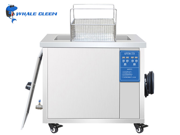 Single-slot high-power ultrasonic cleaner