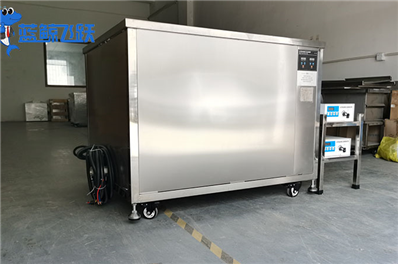超声波清洗机：提升金属冷却器效率和性能的清洁利器