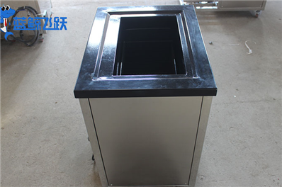 超声波清洗机在清洗金属工业容器中的应用及注意事项
