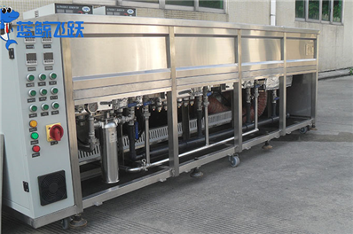 超声波清洗机在食品加工工具清洗中的关键作用