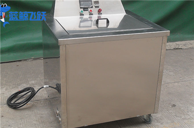 超声波清洗技术在化工容器清洗中的关键作用