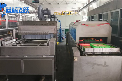 超声波清洗技术在金属建筑结构清洗中的应用与优势