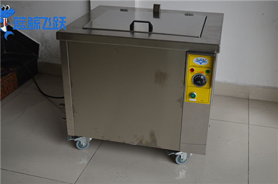 超声波清洗器：电子制造的清洁之选