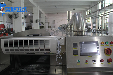 超声波清洗器引领工业清洁新时代：效率、智能、可持续发展的三重奏