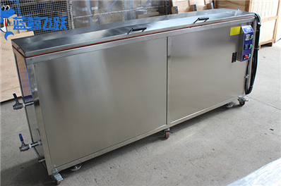 如何选择适用于工业生产的紧固件超声波清洗机：价格、性能、规格综合考量