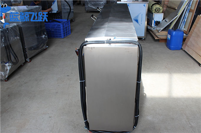 多臂超声波清洗机：技术特点与成本分析