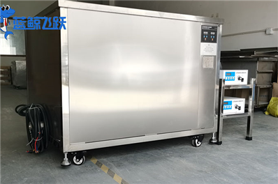 工业超声波清洗机的关键配件：构成与功能详解