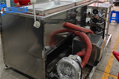 深度解析超声波清洗机的清洗原理：空化效应与声能传递的完美结合