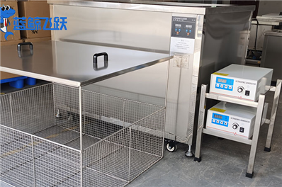 专业解析：超声波清洗机清洗银饰的液体选择与应用