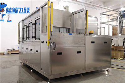 超声波清洗机在模具制造中的高效应用