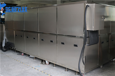 超声波清洗机：高效清洁塑料模具和金属模具的必备工具