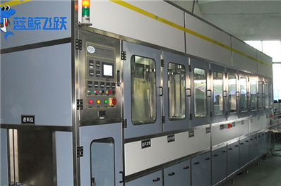 超声波清洗机：提升金属电池盒导电性和寿命的利器