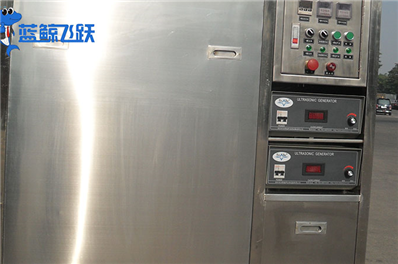 超声波清洗机：保持金属装饰品光泽和美观的利器