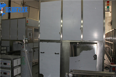 超声波清洗技术：确保金属餐具食品卫生与安全的先进方法